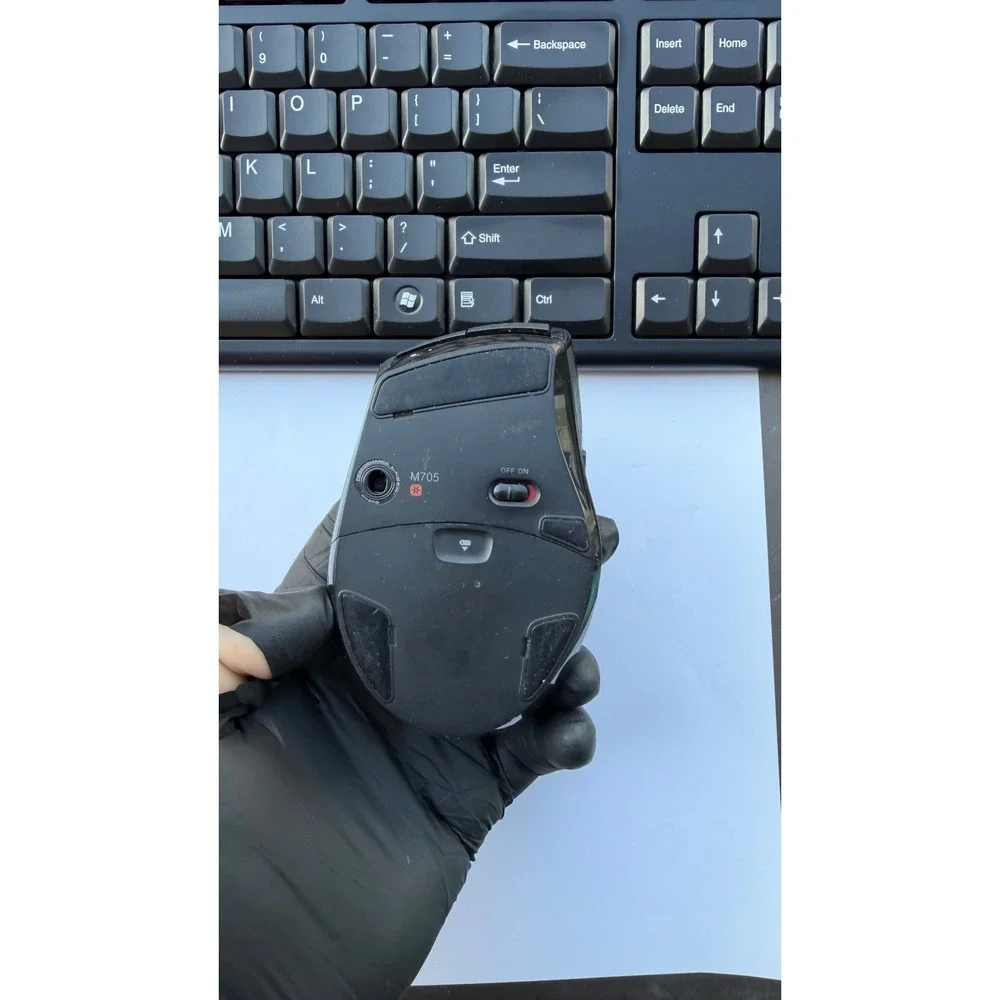 Acer Wired Multimedia Keyboard with Volume Dial and Logitech Wireless Mouse Bund